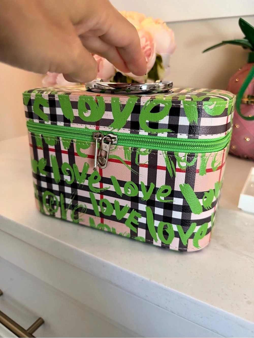 Graffiti Plaid Train Case Cosmetic Case in Green and checkered plaid NEW FRESH! - Picture 10 of 16